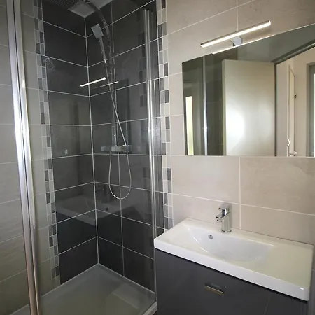 Le Vallon Des Sources ディーニュ・レ・バン