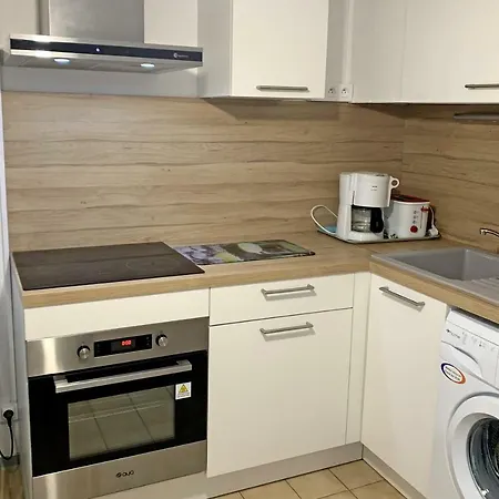 Le Vallon Des Sources アパートホテル 3*