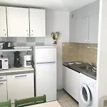 Le Vallon Des Sources 公寓式酒店 迪涅莱班