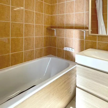 Le Vallon Des Sources 3* 디뉴레뱅