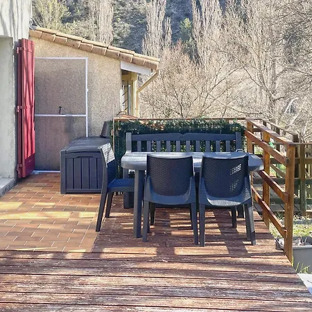 Le Vallon Des Sources 아파트호텔 디뉴레뱅