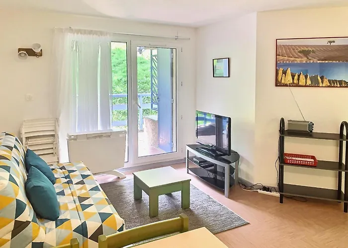 Aparthotel Le Vallon Des Sources 3*