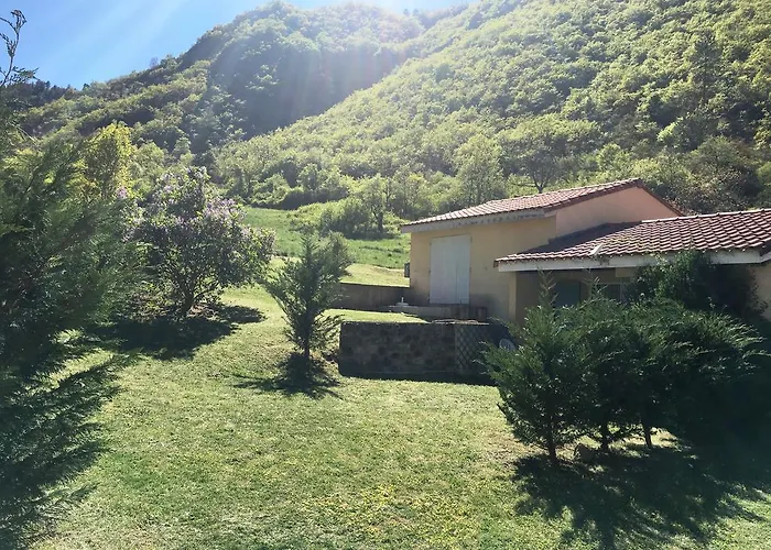 Aparthotel Le Vallon Des Sources 3*