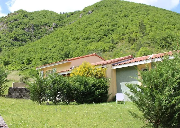 Aparthotel Le Vallon Des Sources 3*