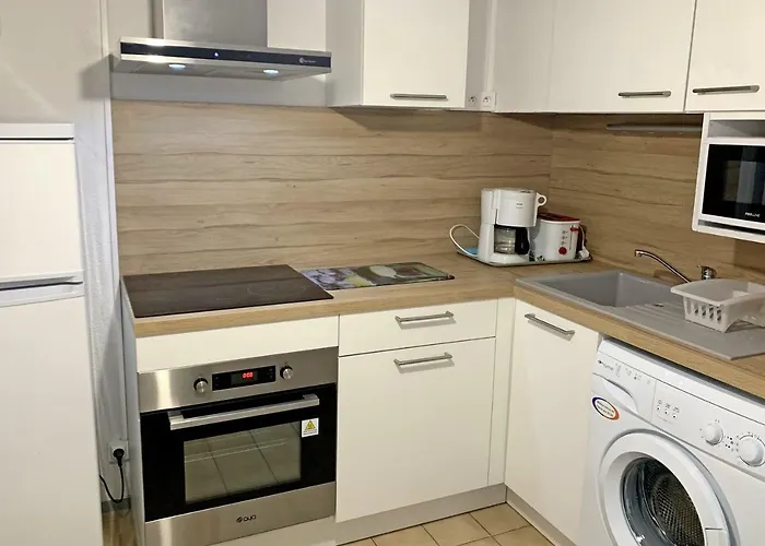 Le Vallon Des Sources アパートホテル 3*